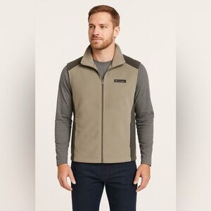 Columbia Men’s Fleece Vest Size M Taupe Gray Zip Up Outdoor Hiking Layer Warm